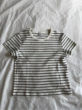 Uniqlo short Sleeve Ribbed Tee - Black & White